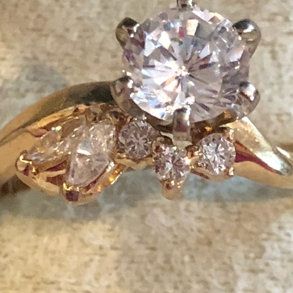 14k Wedding ring set - Picture 2 of 6
